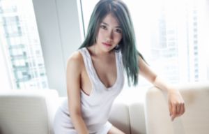 欧美伤感头像女生黑白_高清高清迅雷在线观看