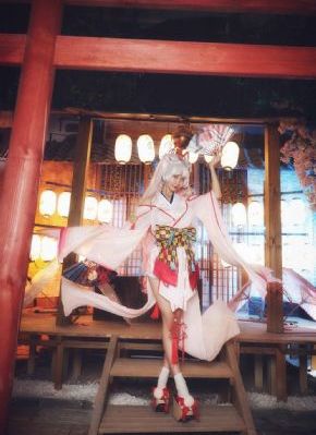 欧美少女头像简单干净_电视剧在线观看